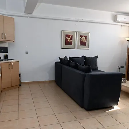 Oasis Lower Ground Floor Apartment Argos Exterior foto
